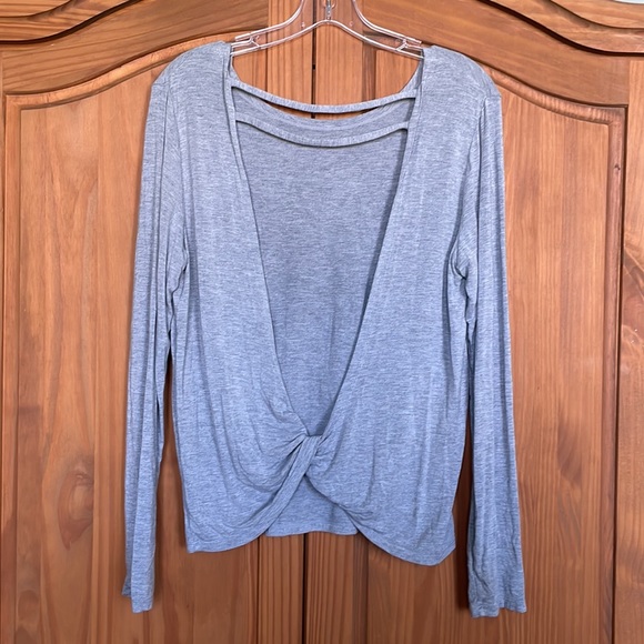 Femme Royale Open Back Top, Size Medium - Picture 3 of 6